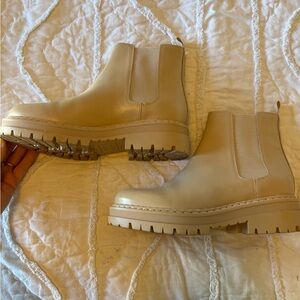 Marc Fisher Tan Lug Sole Boots